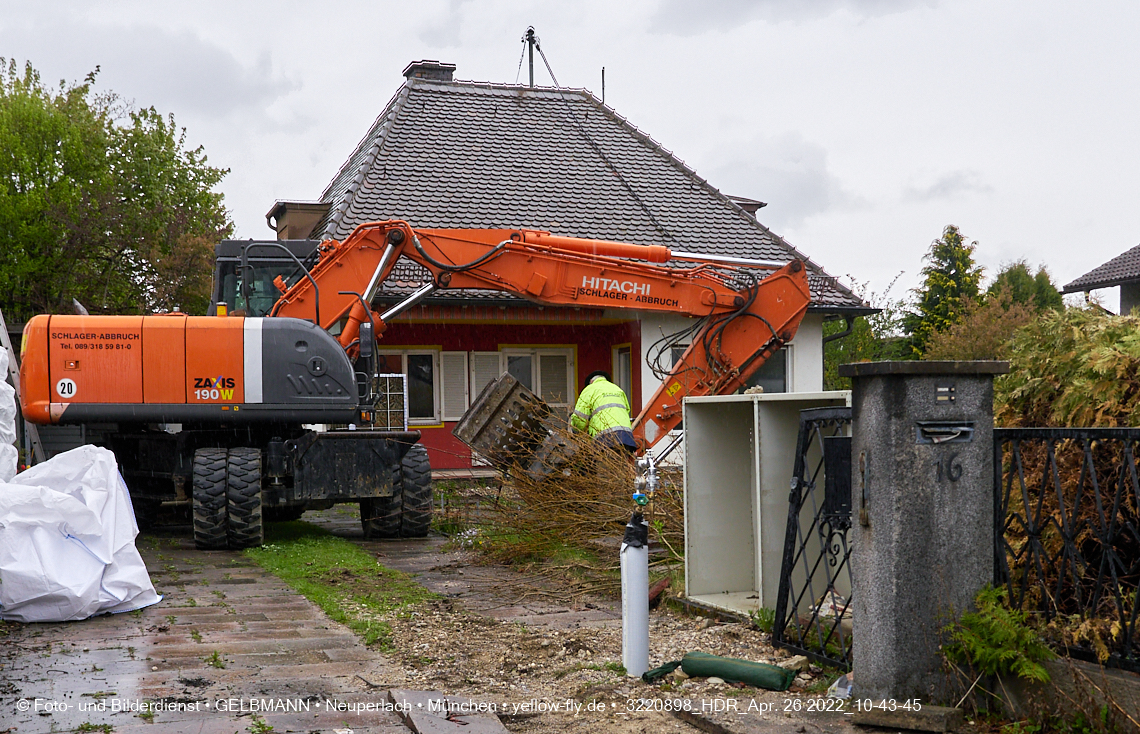 26.04.2022 - Baustelle Niederalmstraße 16